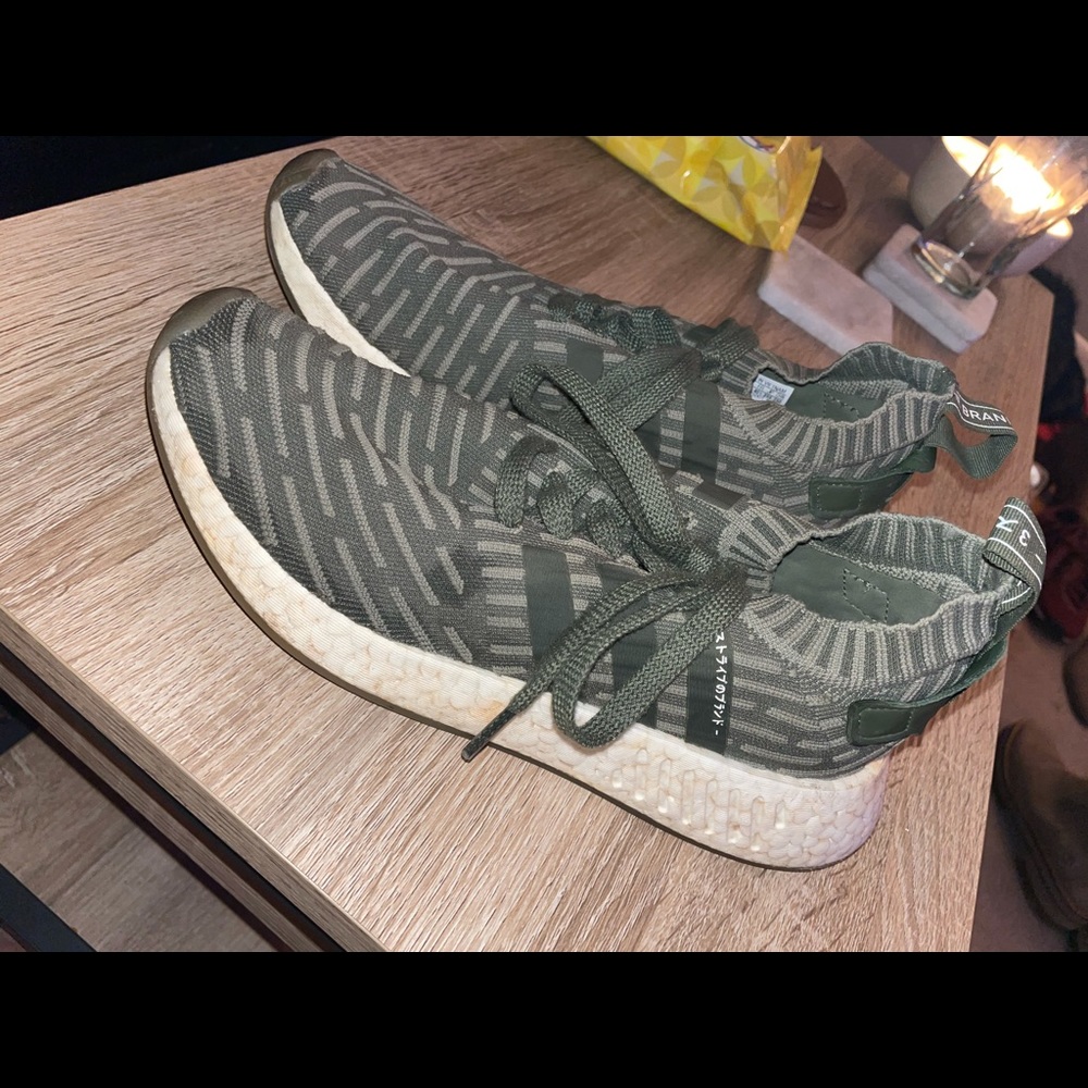 Woman’s 8.5 Adidas Running shoe